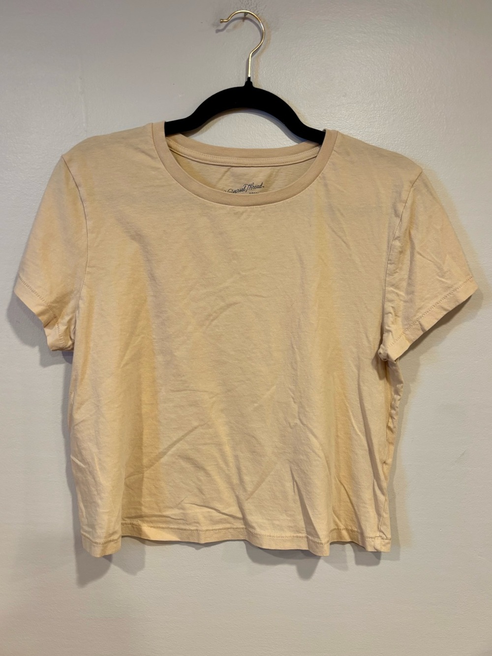 Universal Thread Short Sleeve Crewneck Basic Tee Cream Casual Top Women’s Medium
